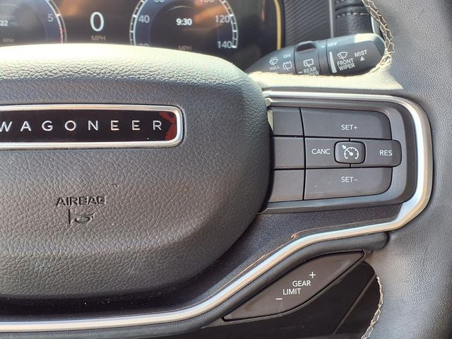 2024 Jeep Wagoneer Base