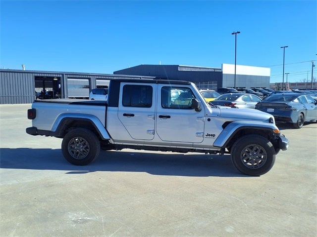 2024 Jeep Gladiator Sport