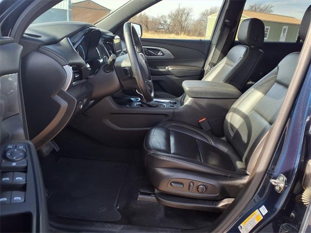 2022 Chevrolet Traverse LT Leather