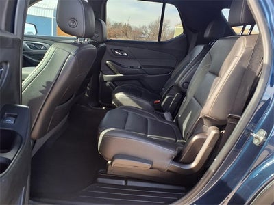 2022 Chevrolet Traverse LT Leather
