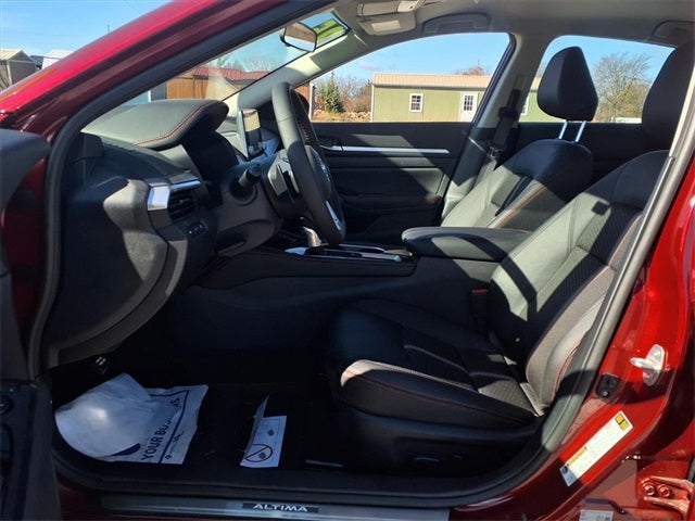 2025 Nissan Altima 2.5 SR