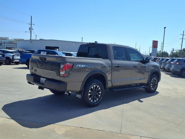 2022 Nissan Titan PRO-4X