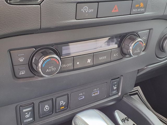 2024 Nissan Frontier SV