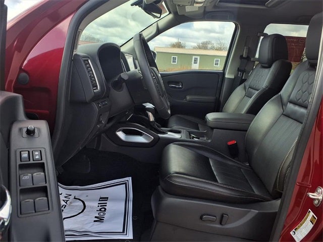 2024 Nissan Frontier SL