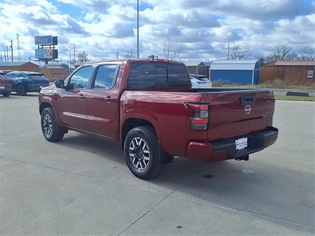 2024 Nissan Frontier SL