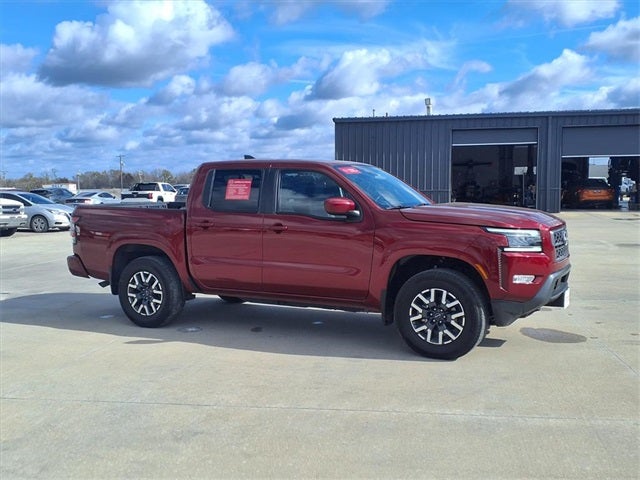 2024 Nissan Frontier SL