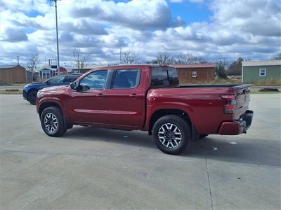 2024 Nissan Frontier SL