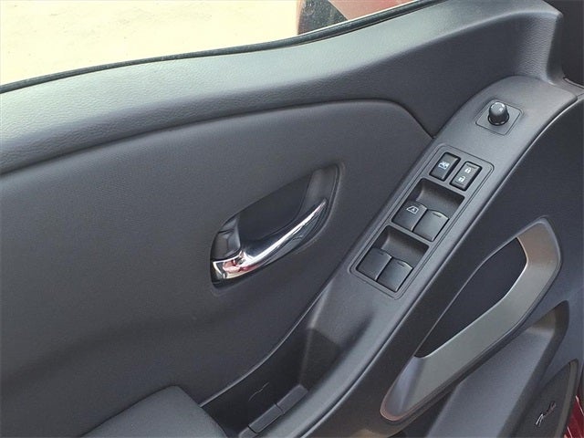 2024 Nissan Frontier SL