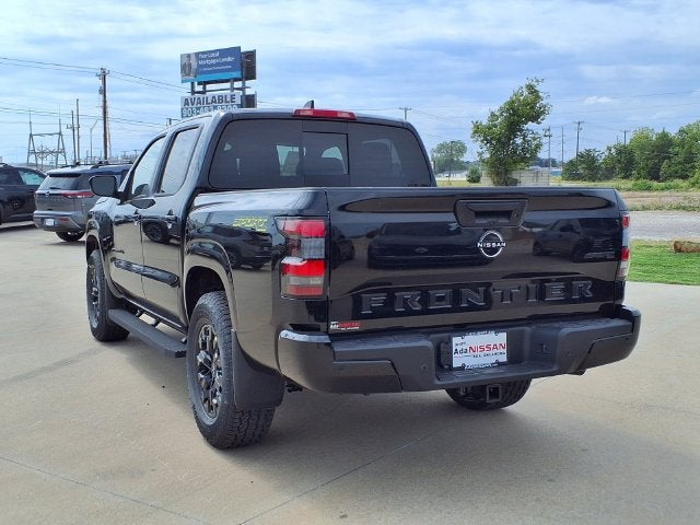 2027 Nissan Frontier SV