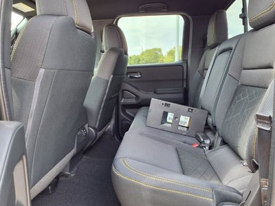 2027 Nissan Frontier SV