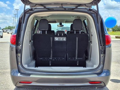 2021 Chrysler Voyager LXI