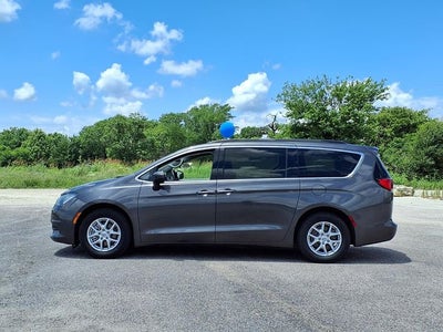 2021 Chrysler Voyager LXI