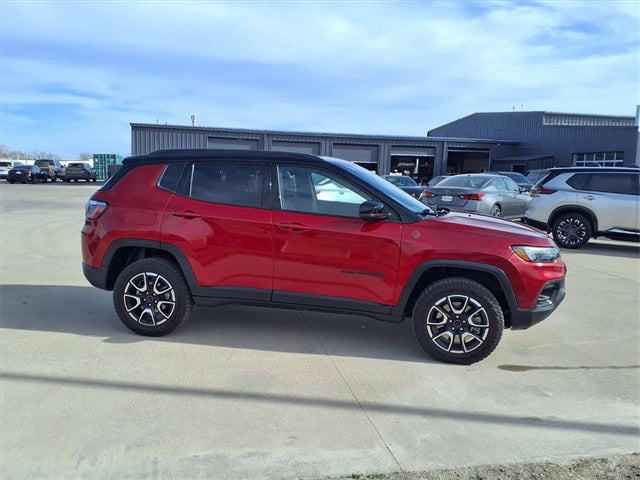2025 Jeep Compass Trailhawk
