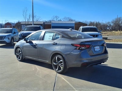 2025 Nissan Versa 1.6 SR