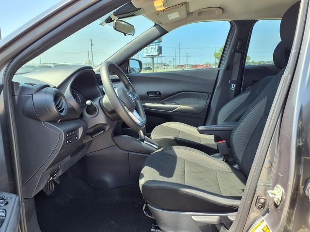 2020 Nissan Kicks S