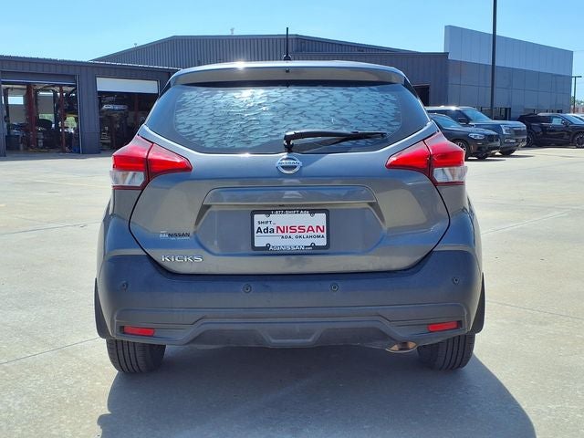 2020 Nissan Kicks S