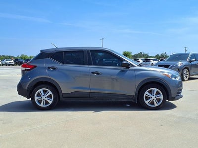2020 Nissan Kicks S