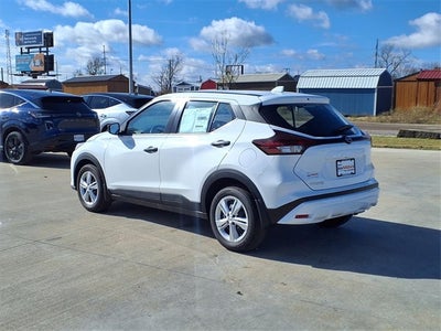 2025 Nissan Kicks Play S