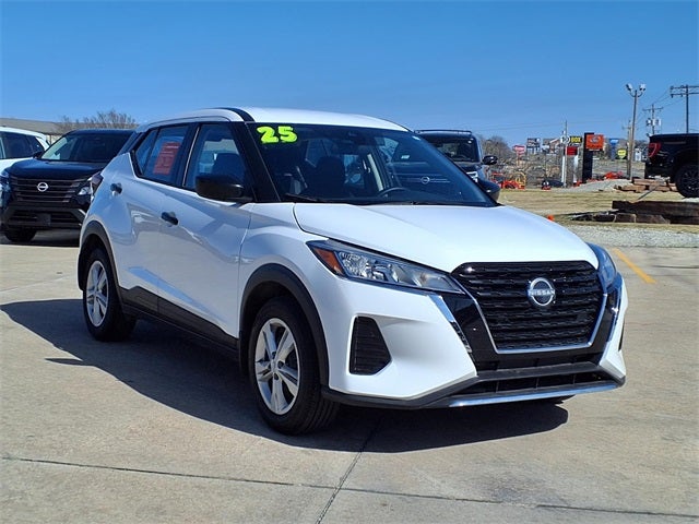 2025 Nissan Kicks Play S