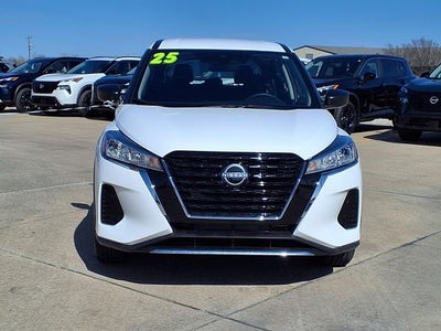 2025 Nissan Kicks Play S