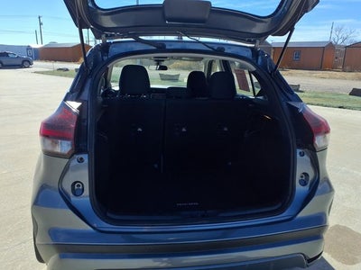2025 Nissan Kicks Play S