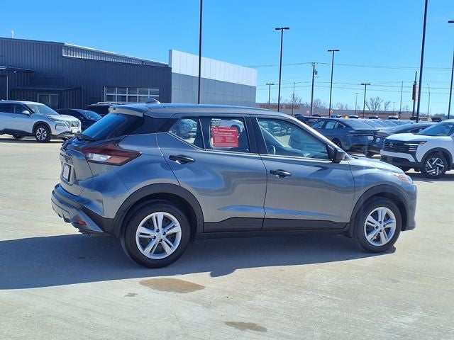 2025 Nissan Kicks Play S