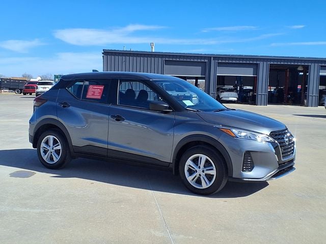 2025 Nissan Kicks Play S