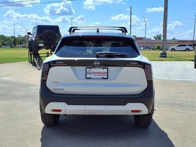 2027 Nissan Kicks SV
