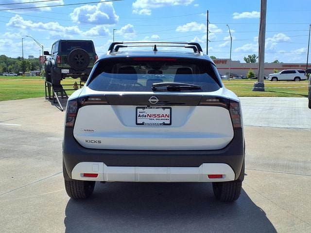 2027 Nissan Kicks SV