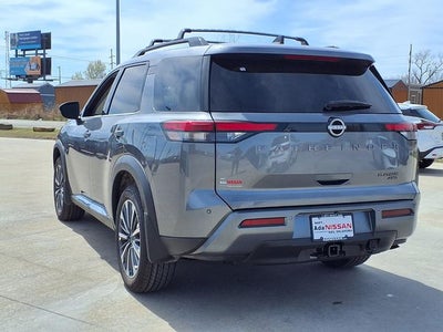 2026 Nissan Pathfinder Platinum