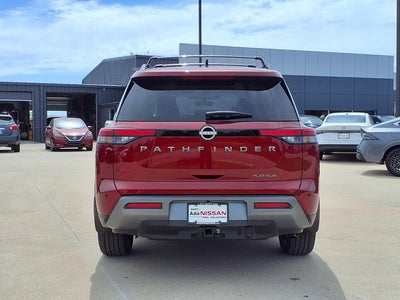 2026 Nissan Pathfinder Platinum