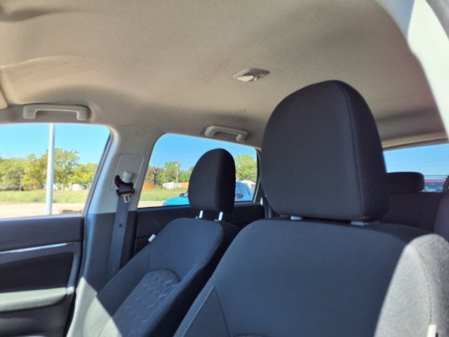 2025 Mitsubishi Outlander Sport Base