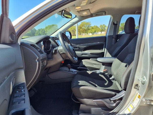 2025 Mitsubishi Outlander Sport Base
