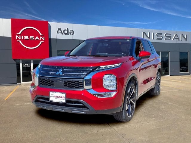 2024 Mitsubishi Outlander Base