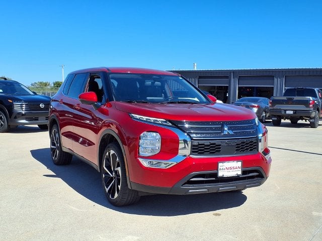 2024 Mitsubishi Outlander Base