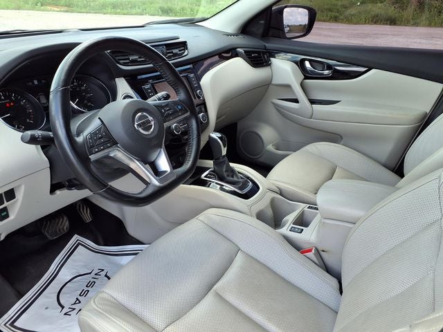 2022 Nissan Rogue Sport SL