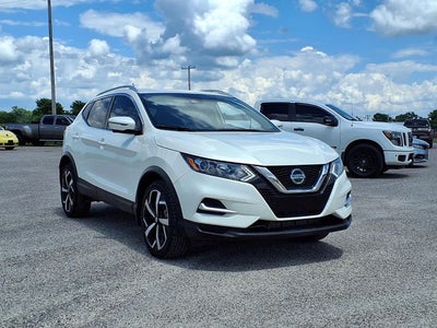 2022 Nissan Rogue Sport SL
