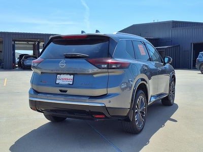 2025 Nissan Rogue Platinum