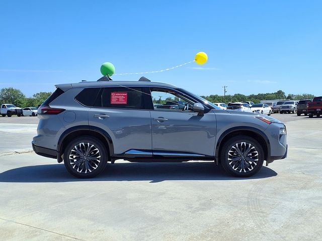 2025 Nissan Rogue Platinum