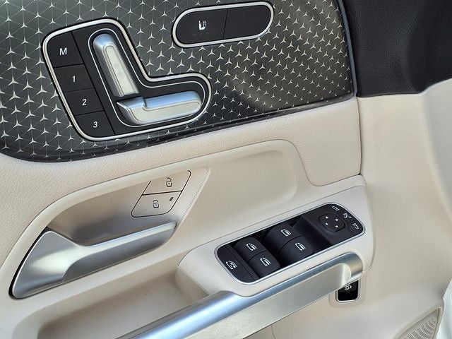 2025 Mercedes-Benz GLB GLB 250