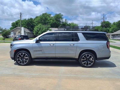 2024 Chevrolet Suburban RST