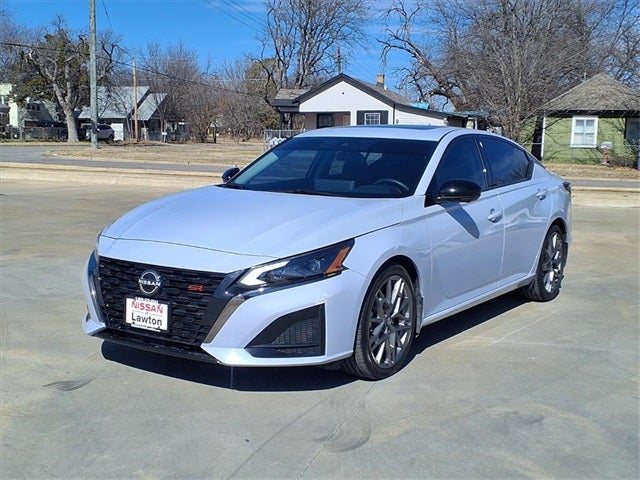 2024 Nissan Altima 2.0 SR