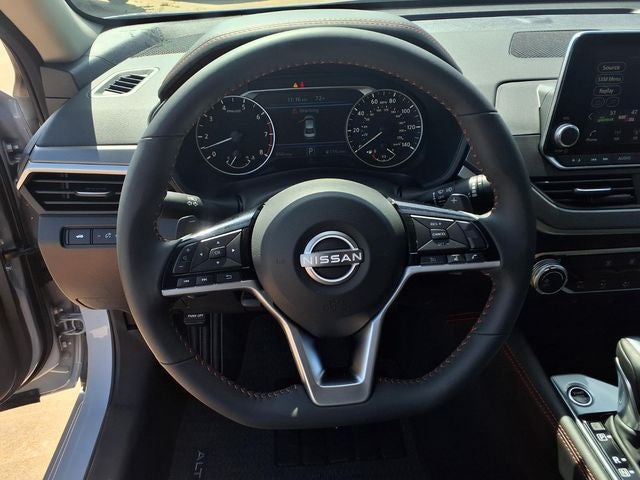 2024 Nissan Altima SR