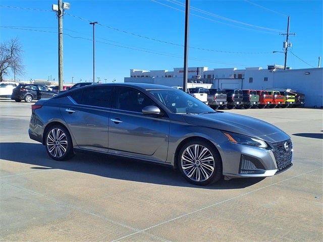 2023 Nissan Altima SL