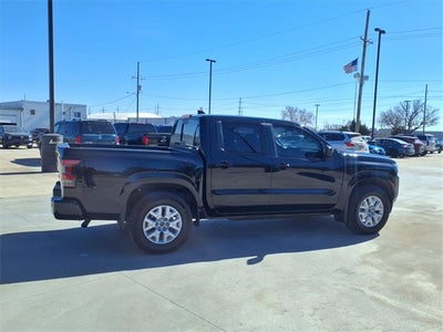 2024 Nissan Frontier Crew Cab SV