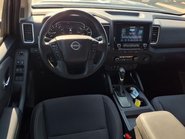 2024 Nissan Frontier Crew Cab SV