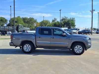 2024 Nissan Frontier Crew Cab SV