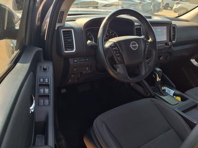 2024 Nissan Frontier Crew Cab SV