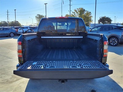2024 Nissan Frontier Crew Cab SL