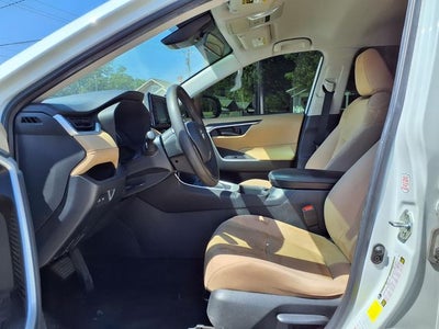 2022 Toyota RAV4 LE